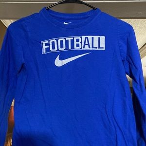 Nike boys medium